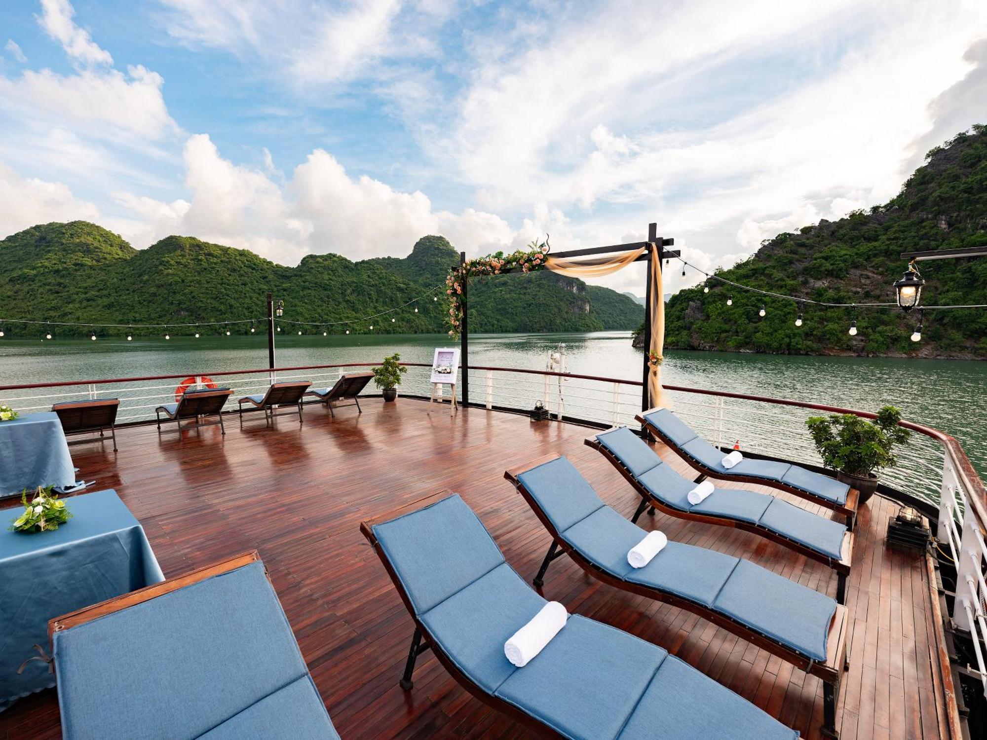 Hotel Amanda Luxury Cruise Ha Long Esterno foto