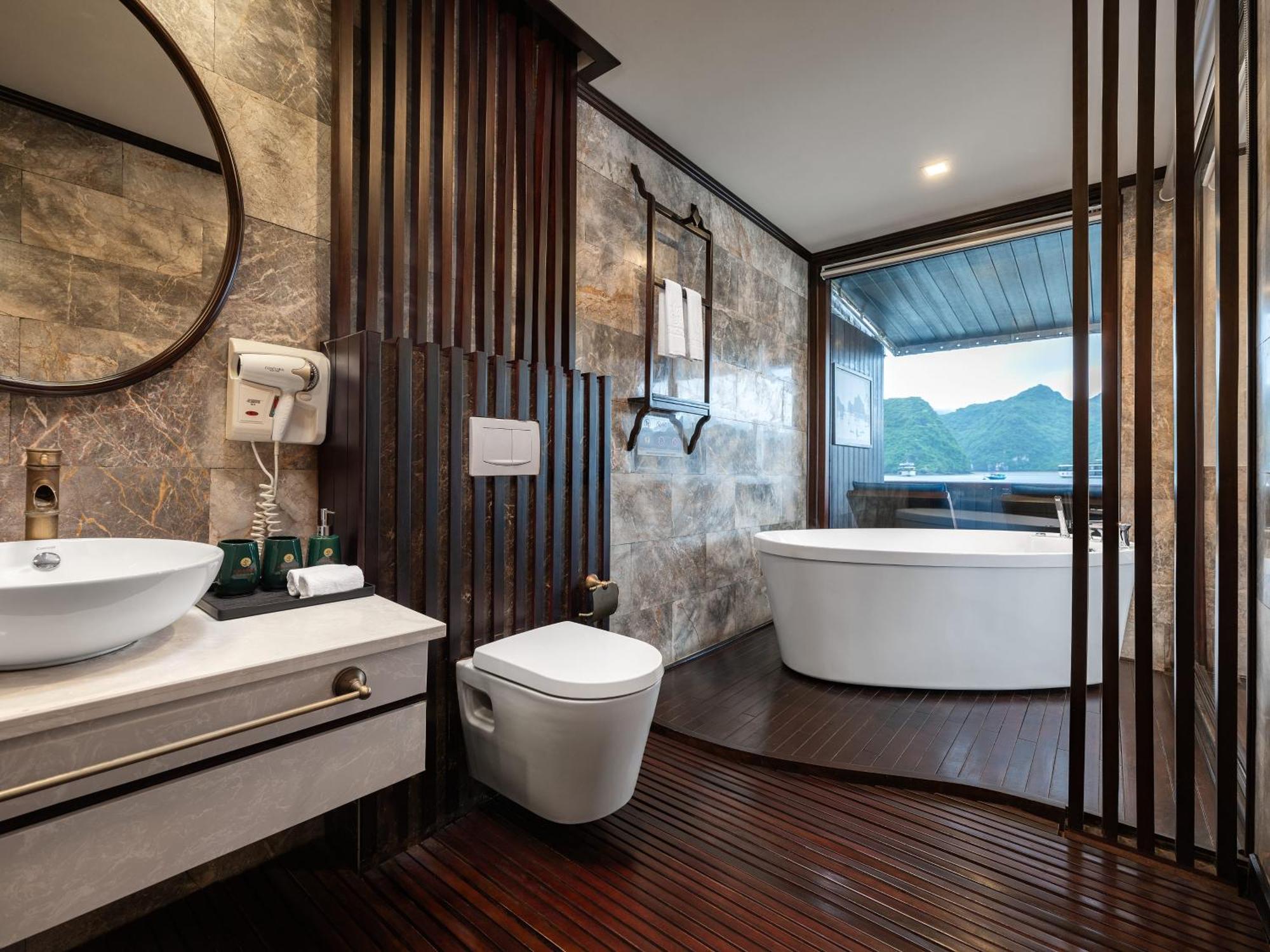 Hotel Amanda Luxury Cruise Ha Long Esterno foto